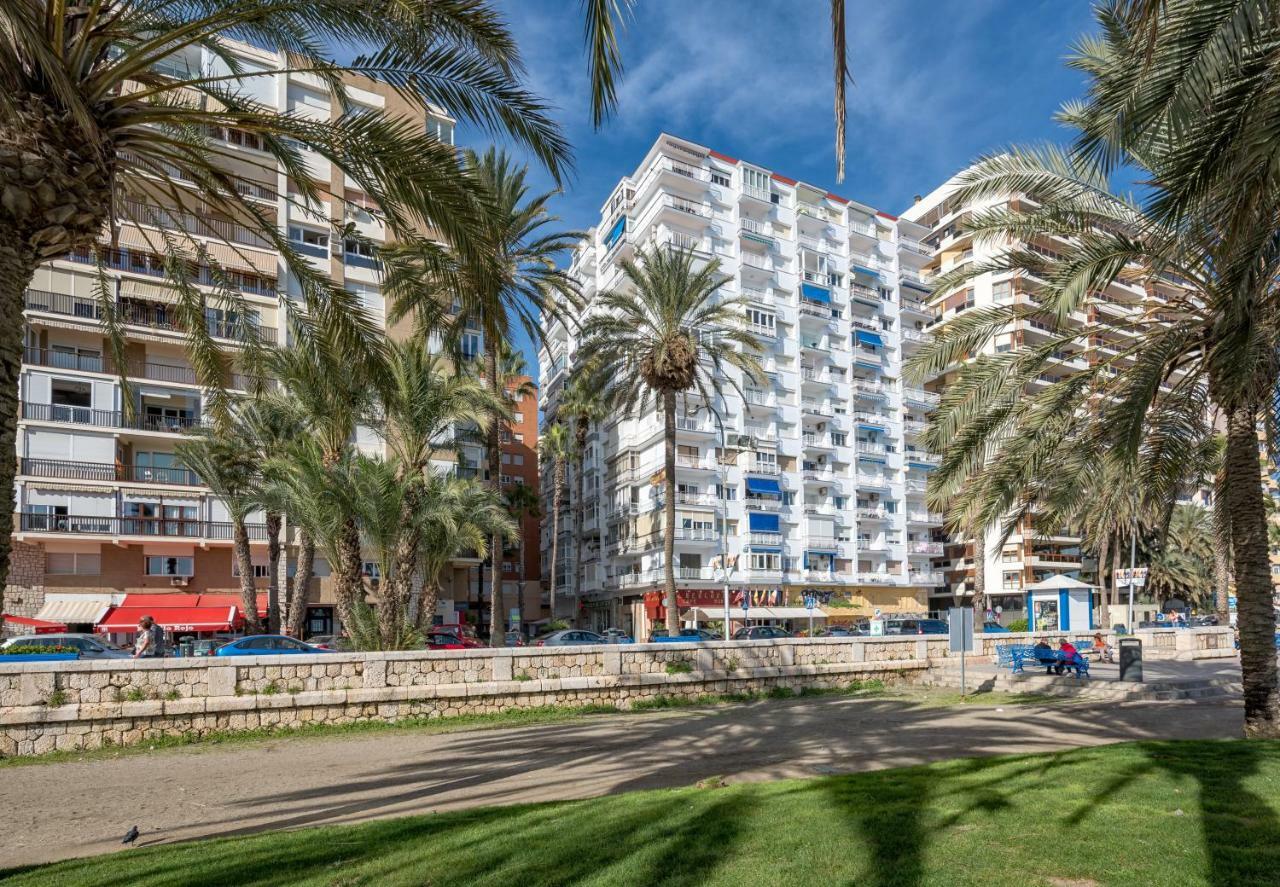 Апартаменти Smart Malagueta Seaview Малага Екстер'єр фото